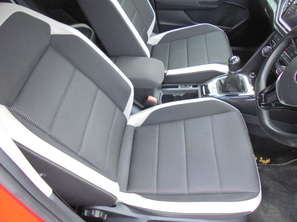 Used Volkswagen T-Roc 2018 for sale - 76469420: Photo 7