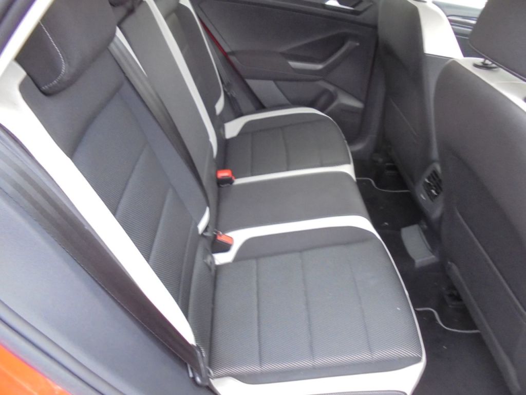 Used Volkswagen T-Roc 2018 for sale - 76469420: Photo 8