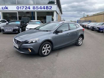 Used Volvo V40 2015 for sale - 78500407: Photo