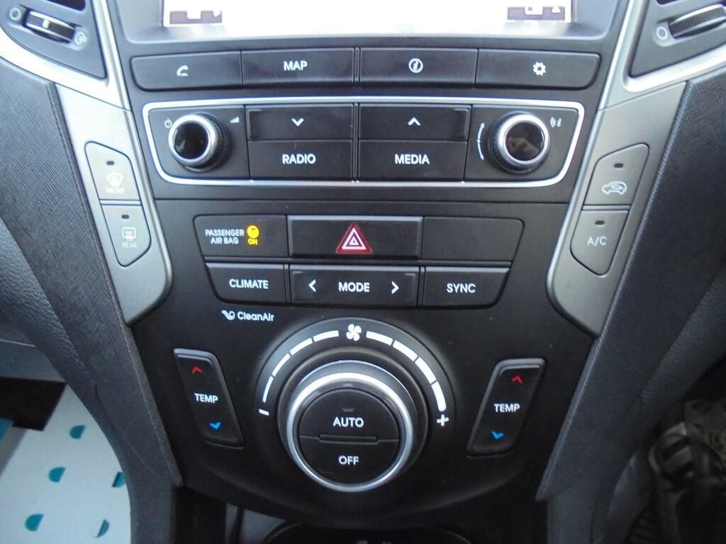 Used Hyundai Santa Fe 2016 for sale - 76080046: Photo 16