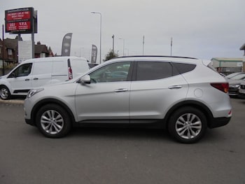 Used Hyundai Santa Fe 2016 for sale - 76080046: Photo 4