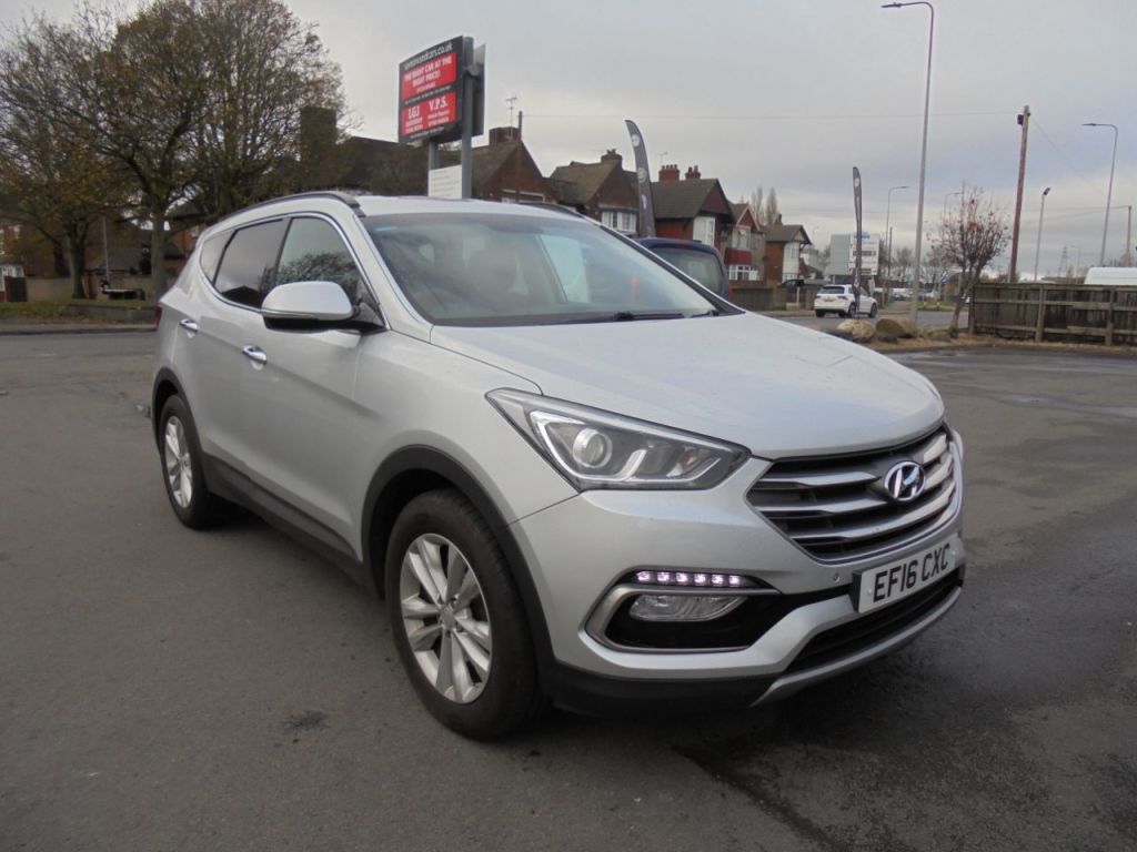 Used Hyundai Santa Fe 2016 for sale - 76080046: Photo 5