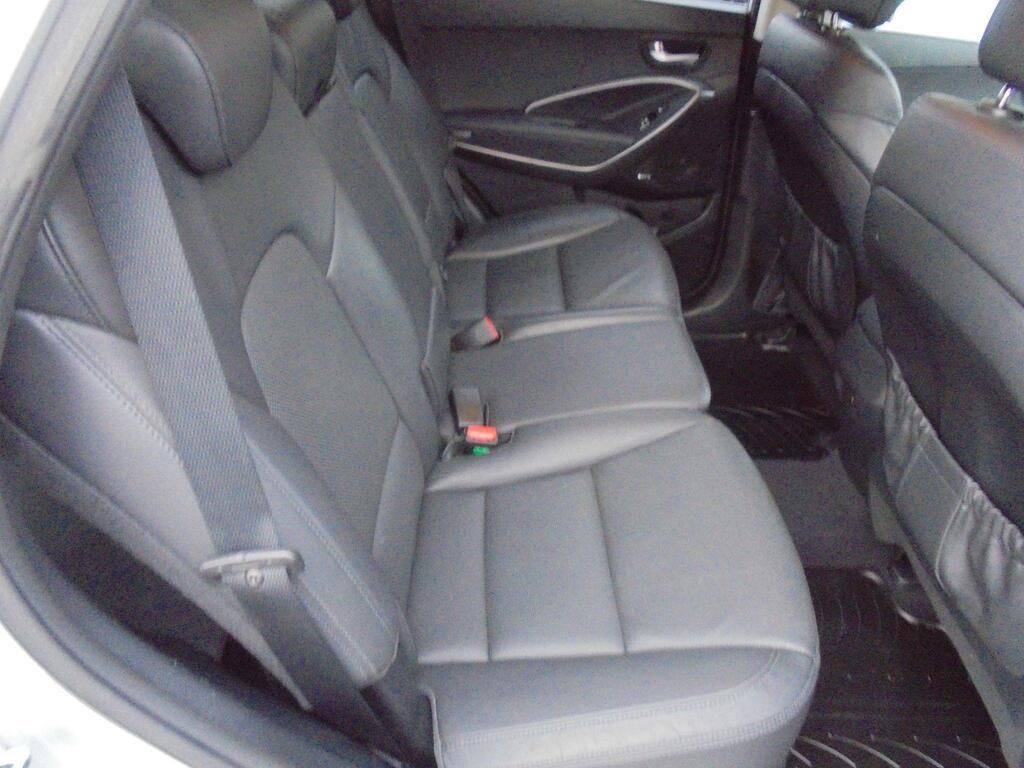 Used Hyundai Santa Fe 2016 for sale - 76080046: Photo 8