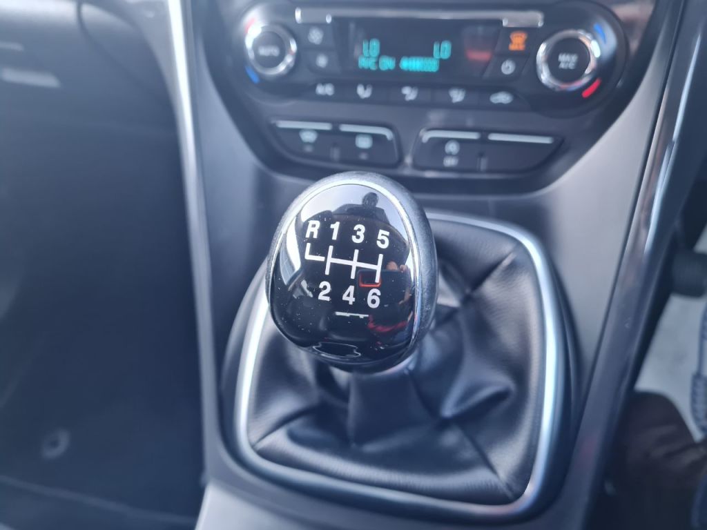 Used Ford Kuga 2015 for sale - 75985655: Photo 9