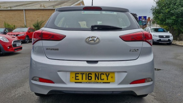 Used Hyundai i20 2016 for sale - 75043817: Photo 5