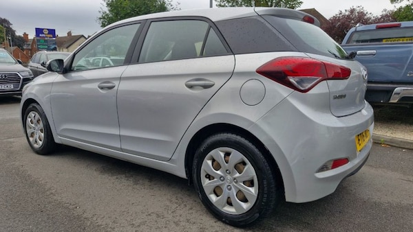 Used Hyundai i20 2016 for sale - 75043817: Photo 6