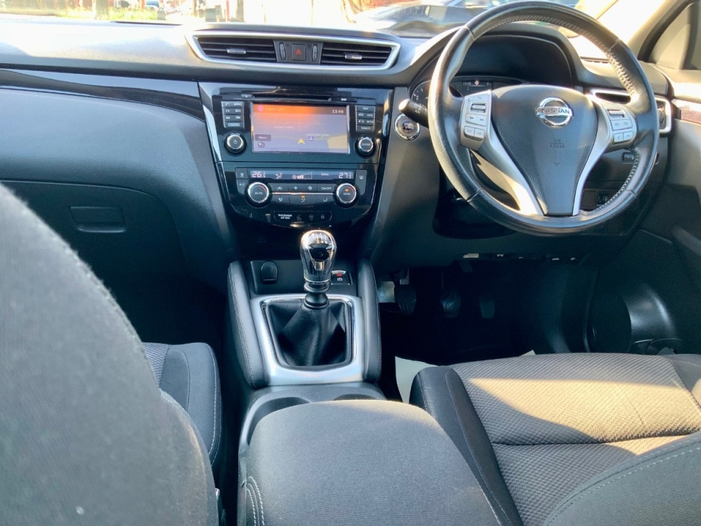Used Nissan Qashqai 2017 for sale - 77747489: Photo 10