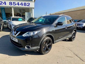 Used Nissan Qashqai 2017 for sale - 77747489: Photo