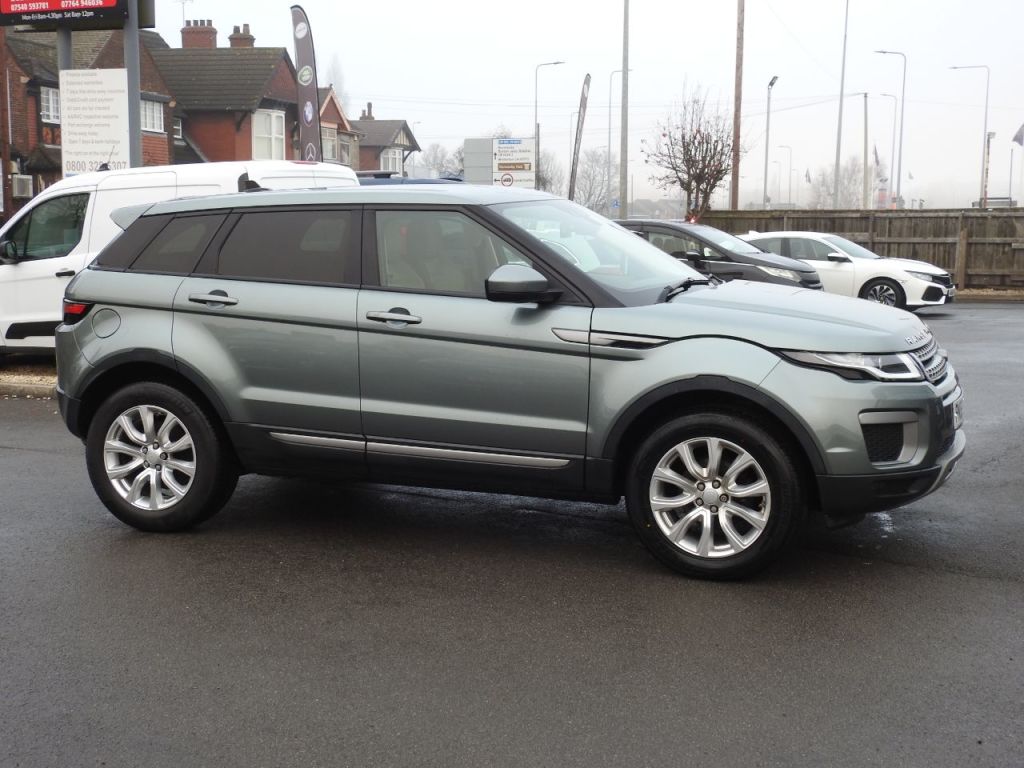 Used Land Rover Range Rover Evoque 2015 for sale - 77013929: Photo 12