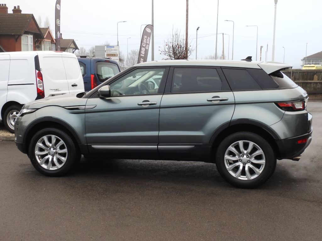 Used Land Rover Range Rover Evoque 2015 for sale - 77013929: Photo 3