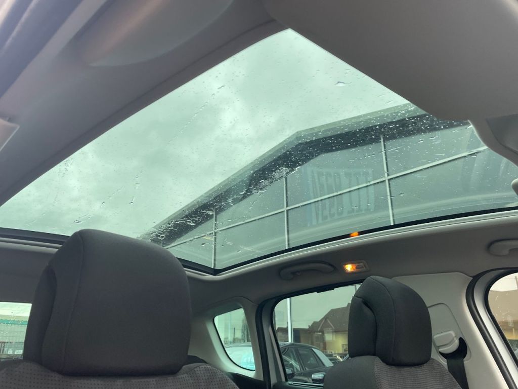 Used Peugeot 3008 2010 for sale - 78167796: Photo 8