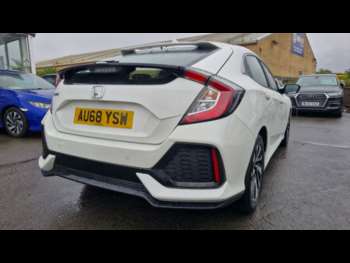 Used Honda Civic 2018 for sale - 74993177: Photo