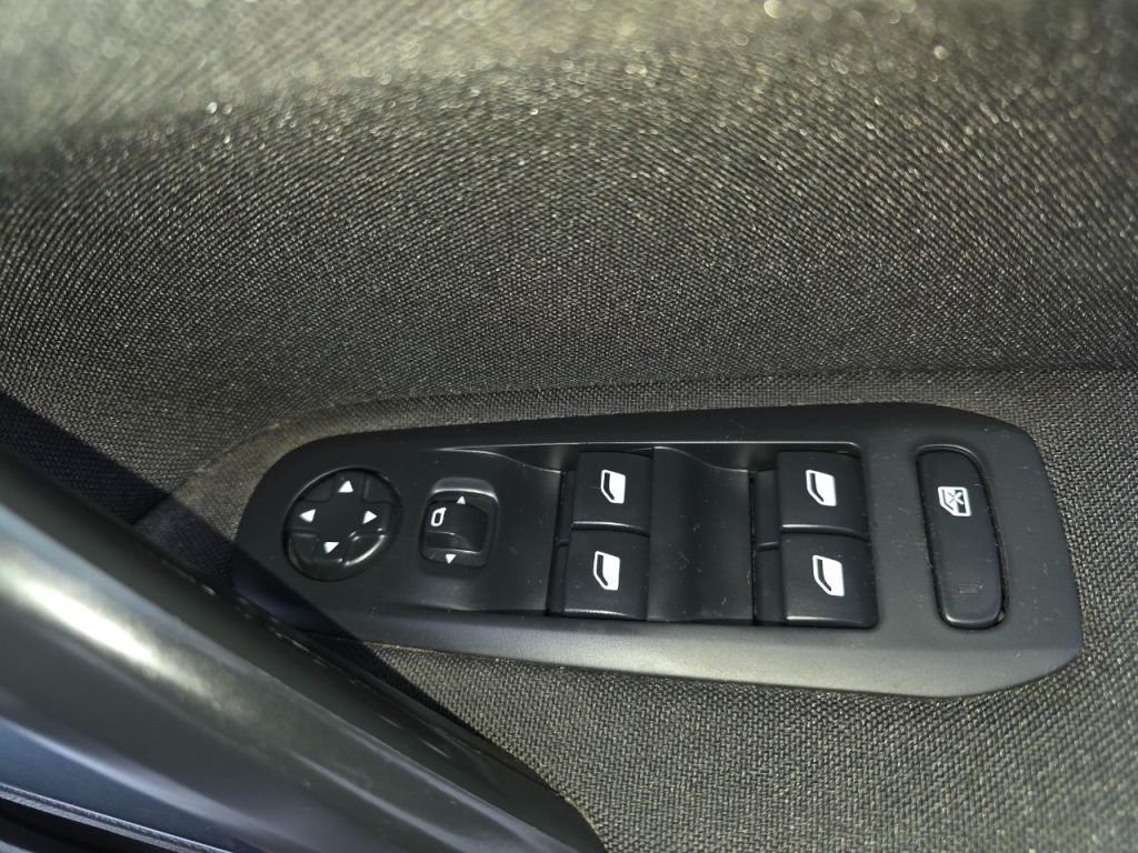 Used Peugeot 308 2018 for sale - 77850504: Photo 20