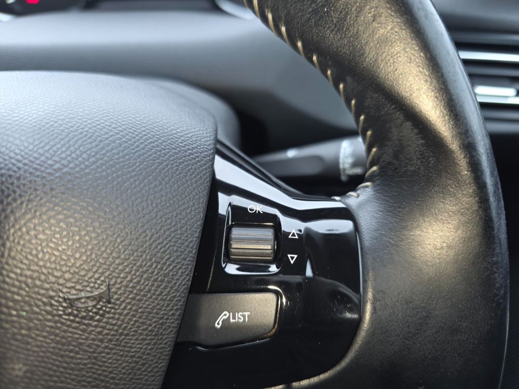 Used Peugeot 308 2018 for sale - 77850504: Photo 23