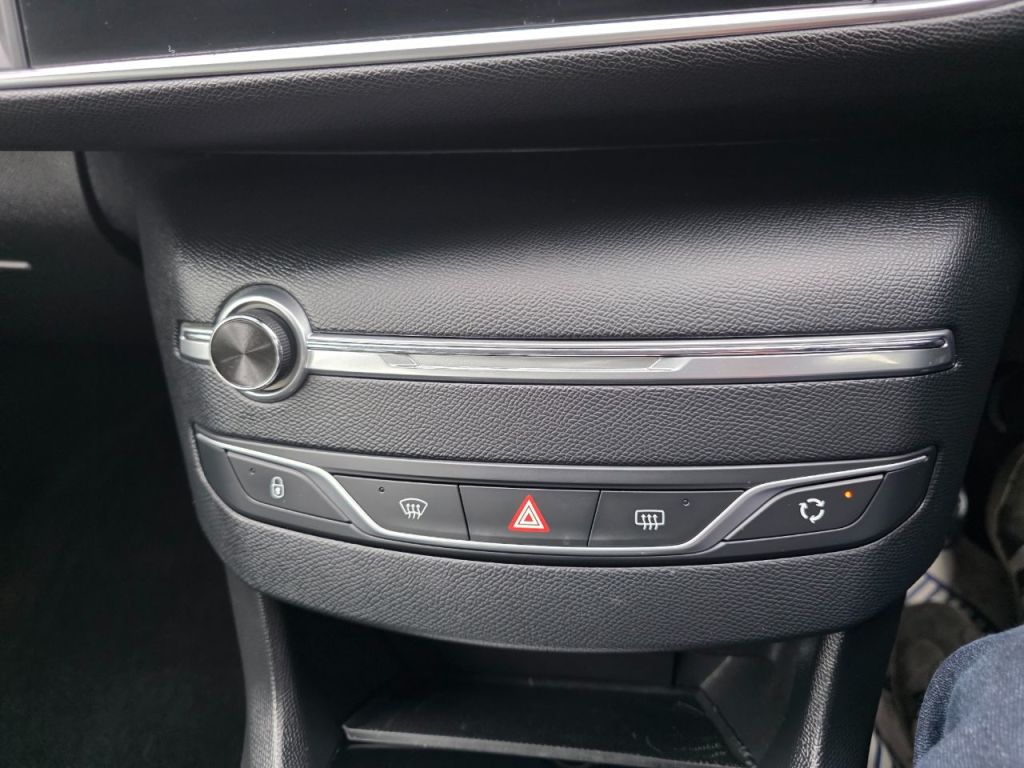 Used Peugeot 308 2018 for sale - 77850504: Photo 27