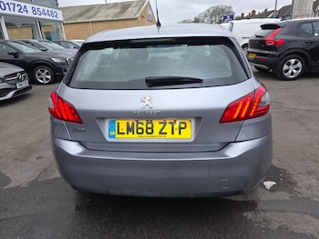 Used Peugeot 308 2018 for sale - 77850504: Photo