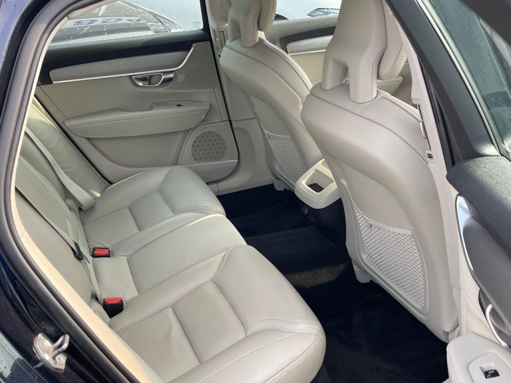 Used Volvo S90 2017 for sale - 77967775: Photo 10