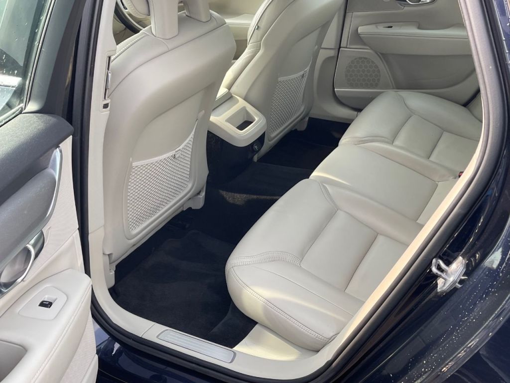 Used Volvo S90 2017 for sale - 77967775: Photo 9