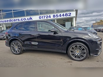 Used Porsche Cayenne 2017 for sale - 78500388: Photo