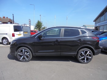 Used Nissan Qashqai 2017 for sale - 79365664: Photo