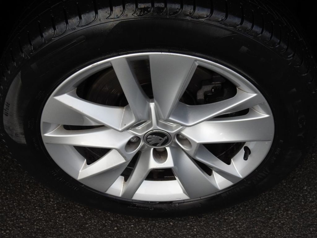 Used Skoda Karoq 2018 for sale - 77013941: Photo 15