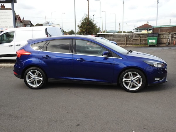 Used Ford Focus 2017 for sale - 76105201: Photo 10