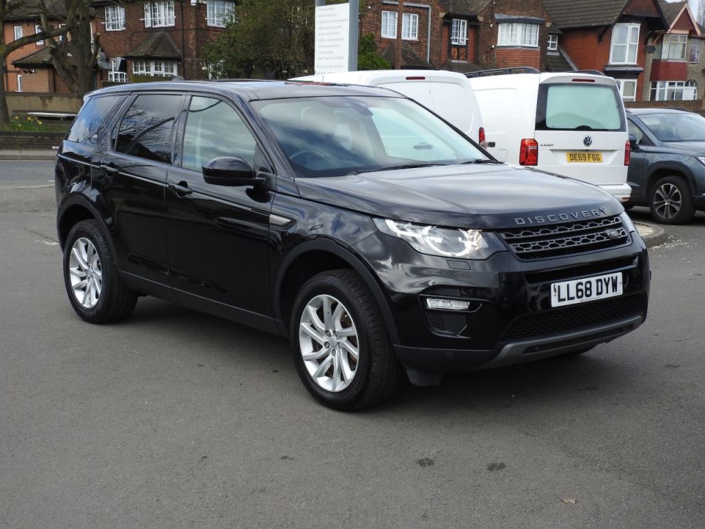 Used Land Rover Discovery Sport 2018 for sale - 78055826: Photo 12