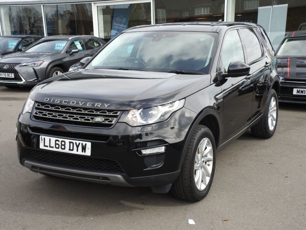 Used Land Rover Discovery Sport 2018 for sale - 78055826: Photo 2