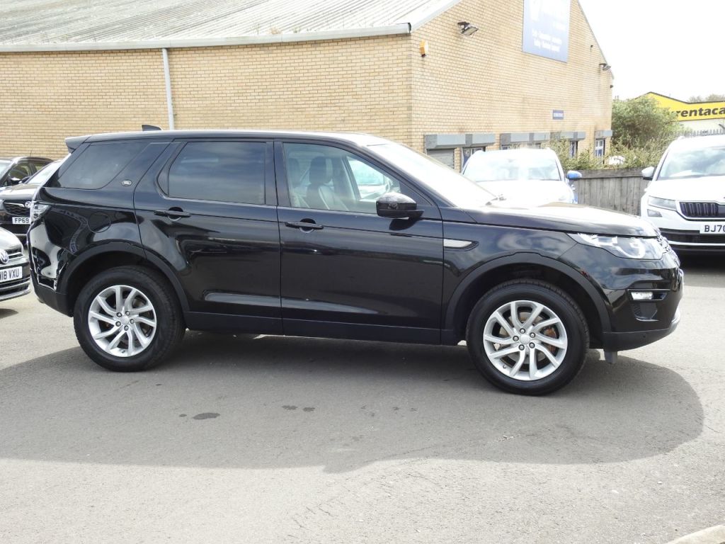 Used Land Rover Discovery Sport 2018 for sale - 78055826: Photo 6