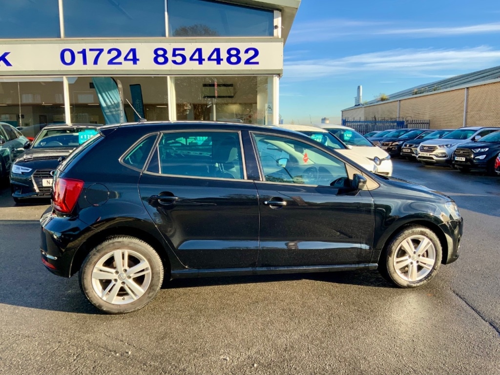 Used Volkswagen Polo 2016 for sale - 76653809: Photo 6