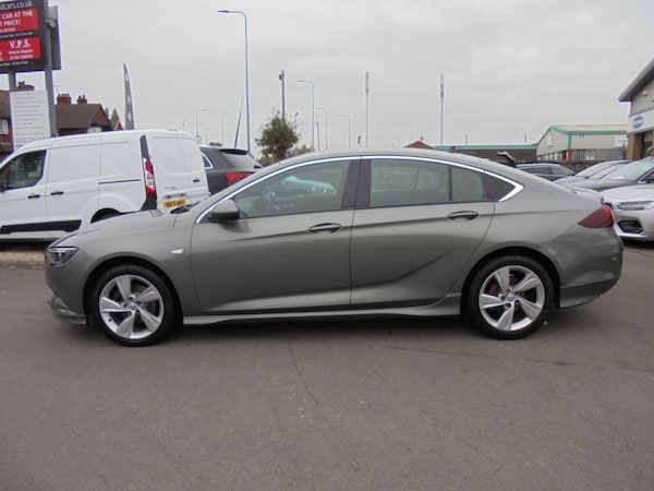 Used Vauxhall Insignia 2019 for sale - 76266336: Photo 1