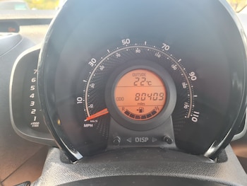 Used Toyota AYGO 2022 for sale - 79536358: Photo
