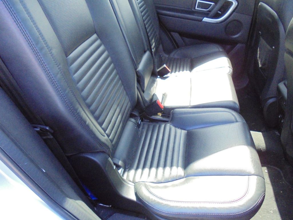 Used Land Rover Discovery Sport 2015 for sale - 78212336: Photo 10