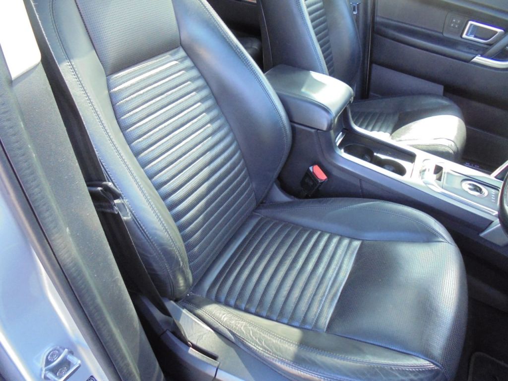 Used Land Rover Discovery Sport 2015 for sale - 78212336: Photo 11