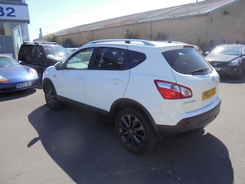 Used Nissan Qashqai 2012 for sale - 79469816: Photo