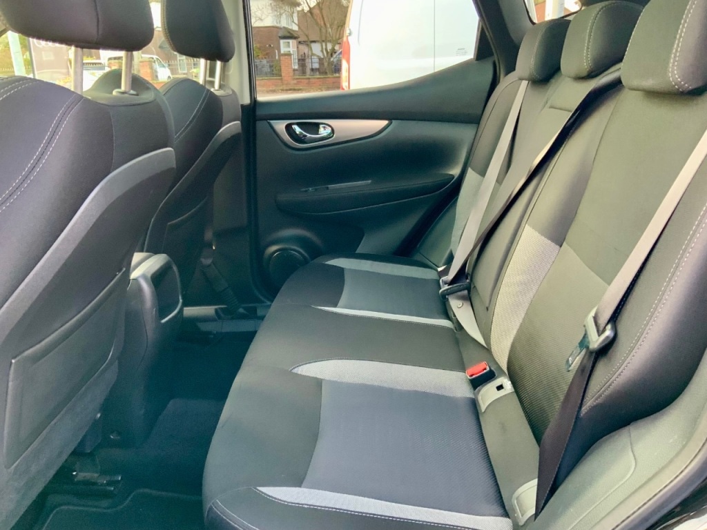 Used Nissan Qashqai 2017 for sale - 76863126: Photo 16