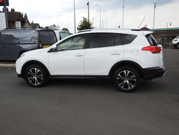 Used Toyota RAV4 2015 for sale - 78513282: Photo