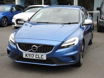 Used Volvo V40 2017 for sale - 79736451: Photo