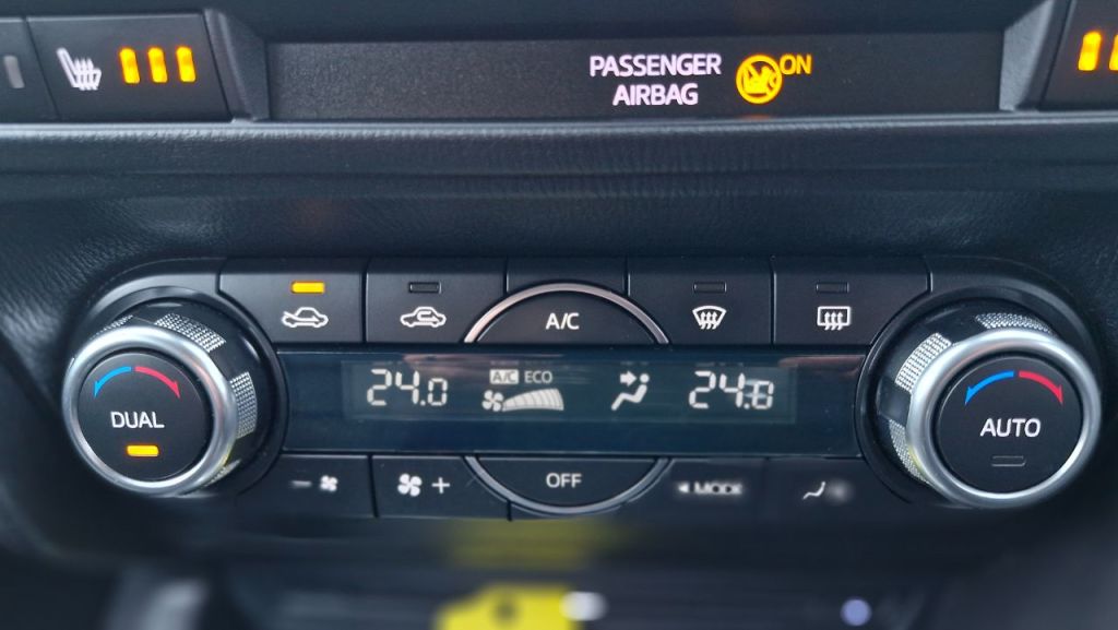 Used Mazda Mazda3 2015 for sale - 76819847: Photo 26