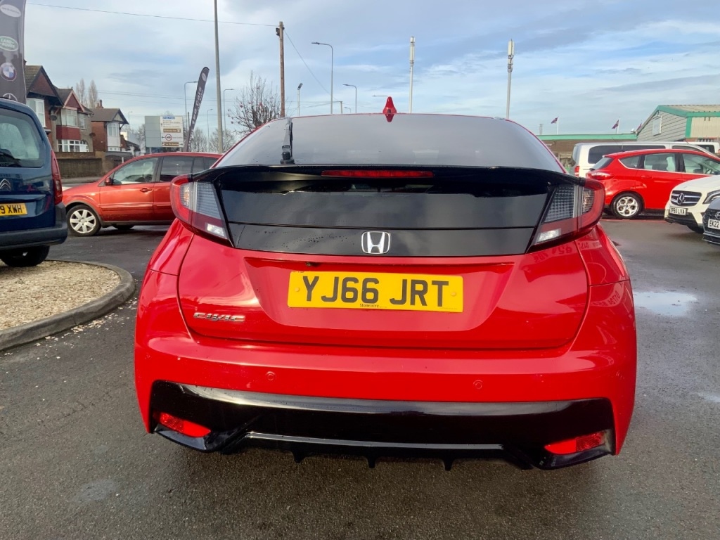 Used Honda Civic 2017 for sale - 76836122: Photo 11