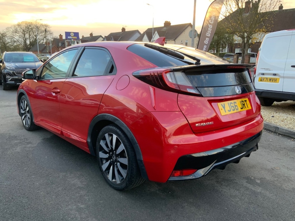 Used Honda Civic 2017 for sale - 76836122: Photo 7