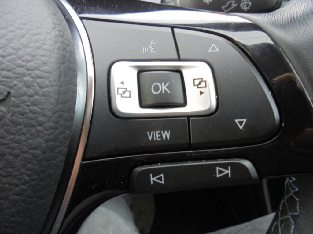 Used Volkswagen Golf 2021 for sale - 76469409: Photo 17