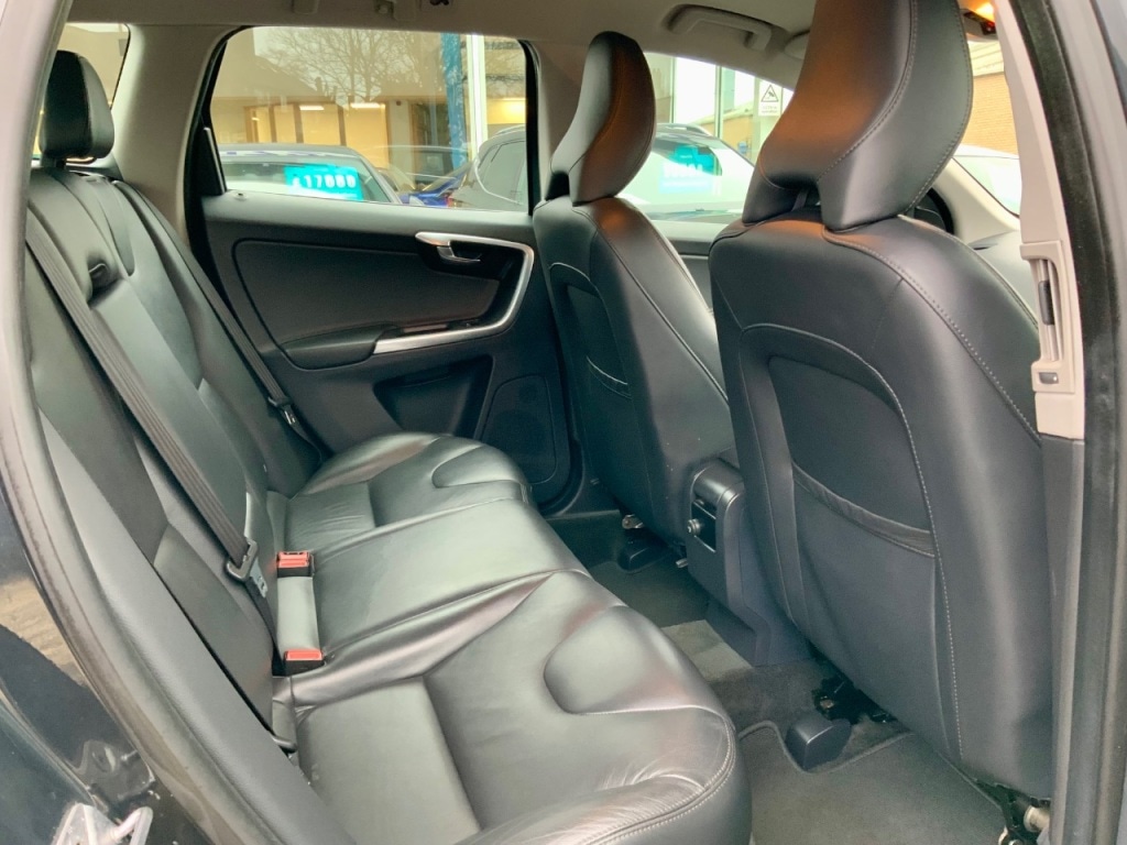 Used Volvo XC60 2015 for sale - 77059373: Photo 14