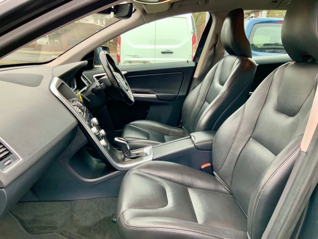 Used Volvo XC60 2015 for sale - 77059373: Photo 8