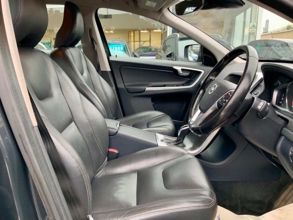 Used Volvo XC60 2015 for sale - 77059373: Photo 9