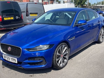Used Jaguar XE 2019 for sale - 78985146: Photo
