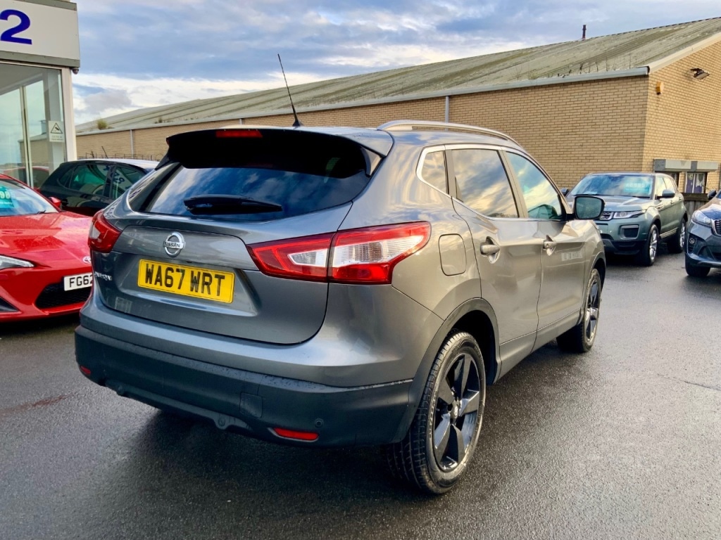 Used Nissan Qashqai 2017 for sale - 77187689: Photo 4