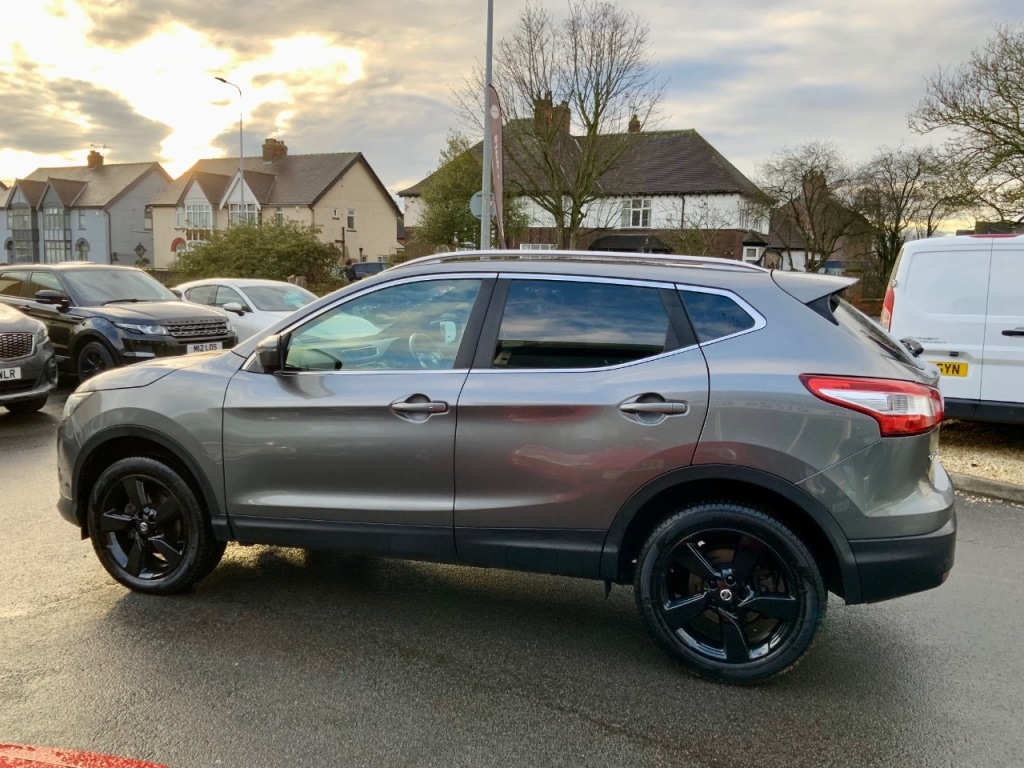 Used Nissan Qashqai 2017 for sale - 77187689: Photo 5