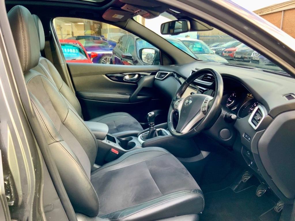 Used Nissan Qashqai 2017 for sale - 77187689: Photo 8