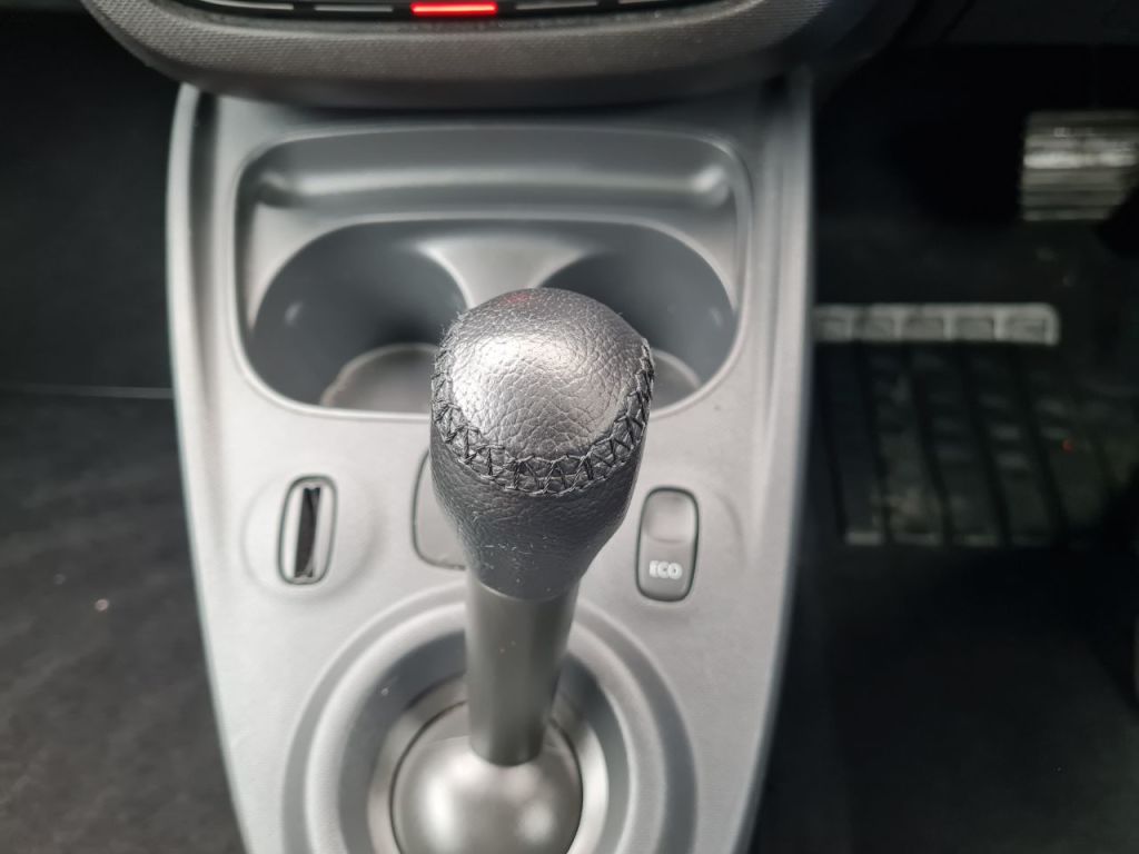 Used smart fortwo 2019 for sale - 77654174: Photo 11